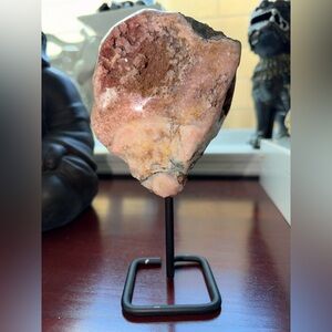 Pink Amethyst on Dtand